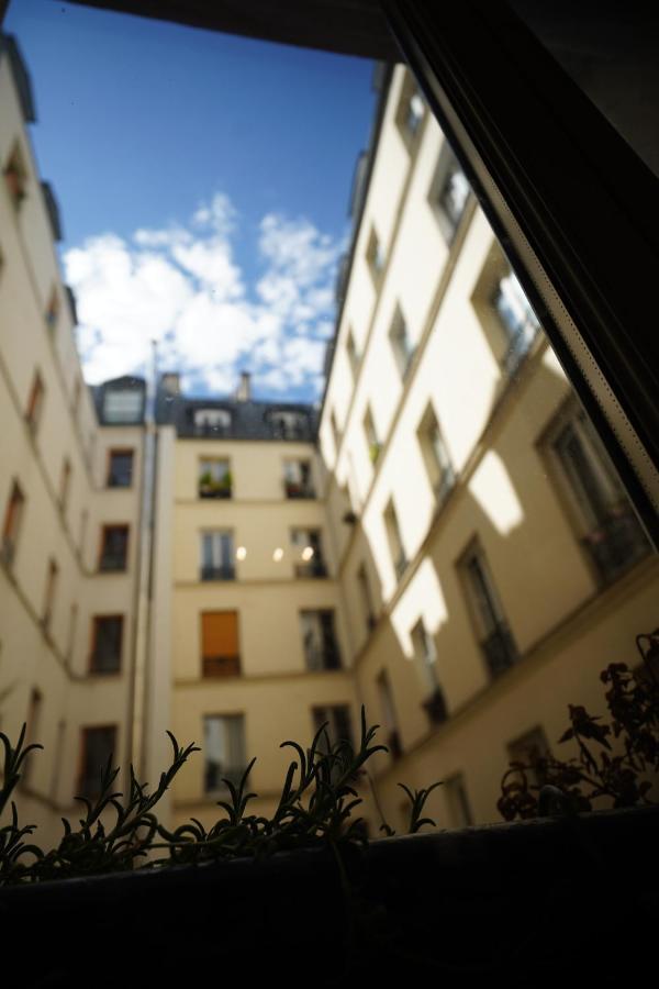 Charmant studio au calme et bien desservi Paris Extérieur photo